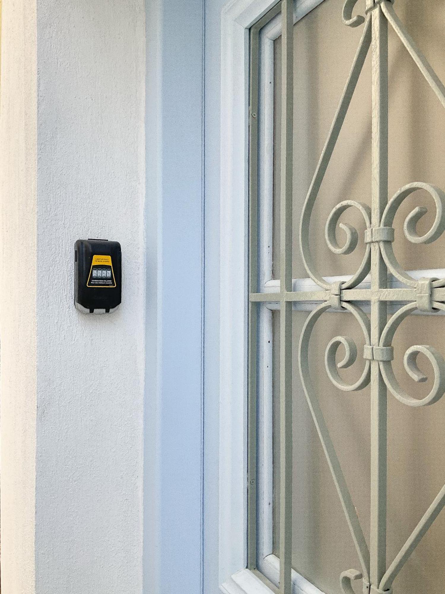 Okeanos Apartment Skiathos Town Exterior photo